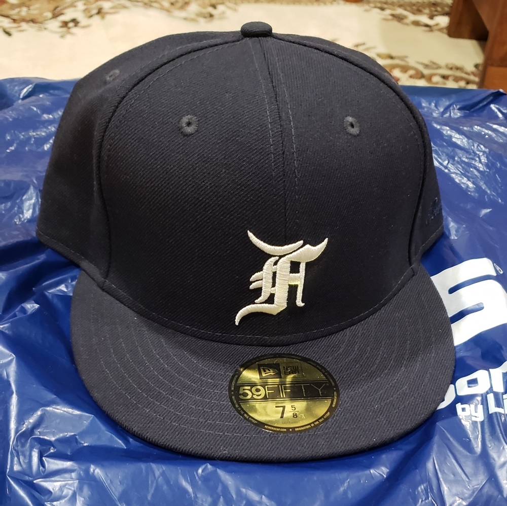 FEAR OF GOD X NEW ERA 7 5/8